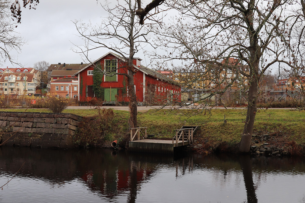Fridhemsvägen-7, Röda ladan