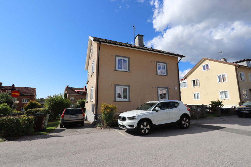 Stenbocksvägen 8