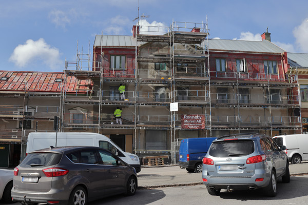 Fasadrenovering fortskrider på Nygatan 1